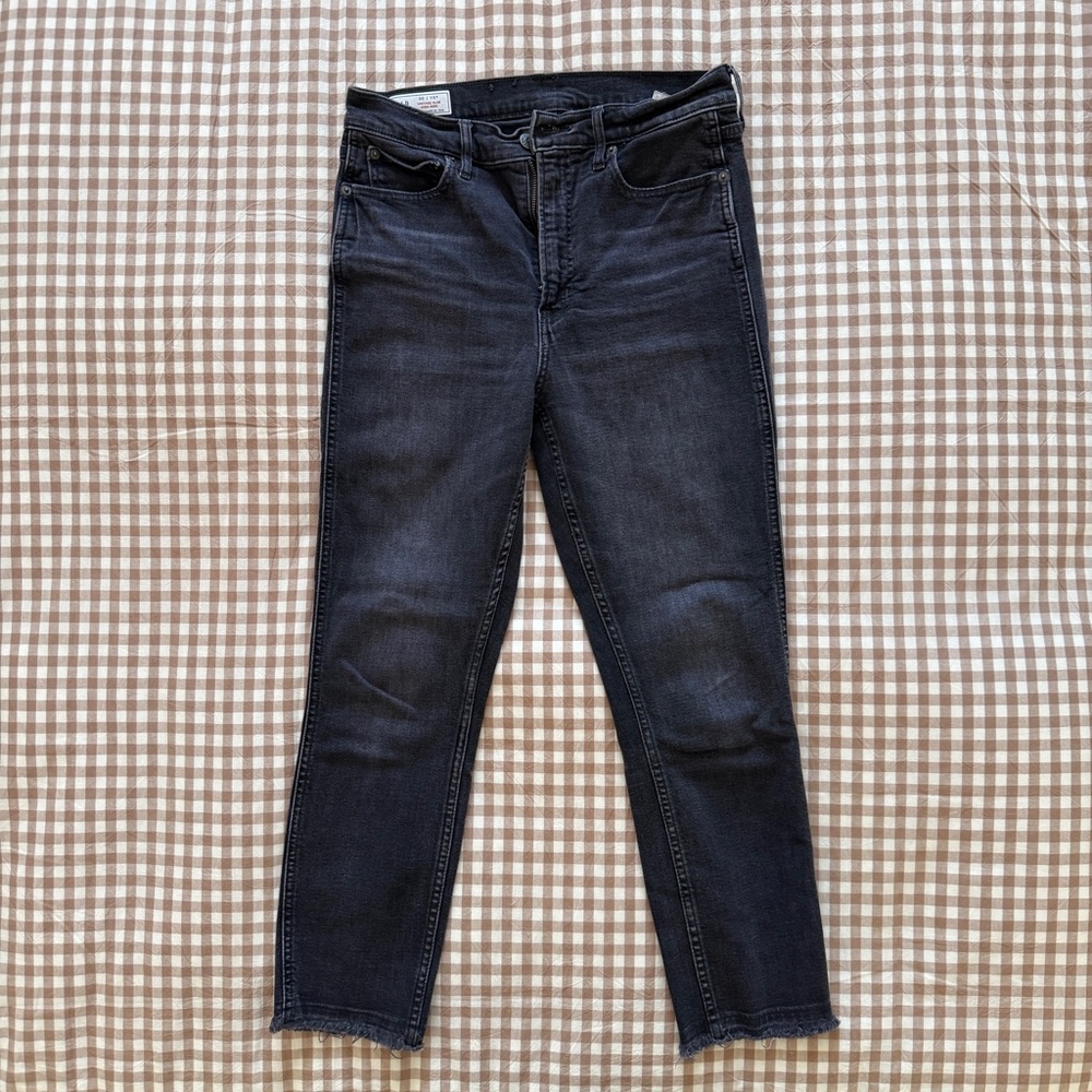 Black Gap Straight Leg Jean